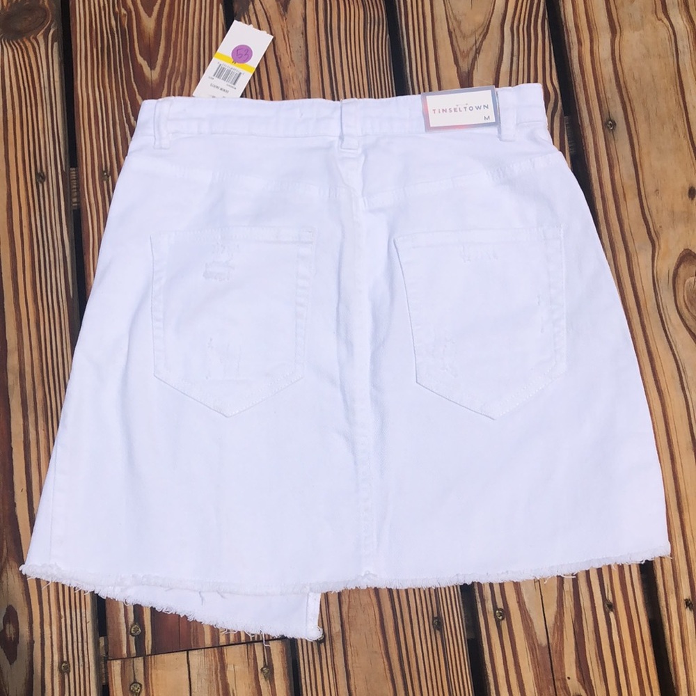 NWT Tinseltown White Distressed Denim Mini Skirt Junior Size Medium - Picture 6 of 12